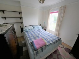 Chelmondiston, Ipswich, Suffolk