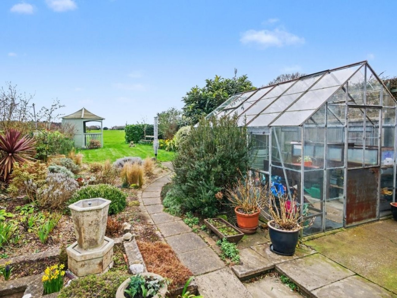 Chelmondiston, Ipswich, Suffolk