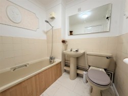 St. Andrews Road, Felixstowe