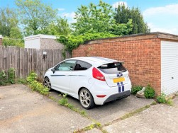 Yew Tree Rise, Pinewood, Ipswich