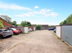 Yew Tree Rise, Pinewood, Ipswich