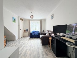 Yew Tree Rise, Pinewood, Ipswich