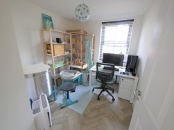 Meadowsweet Drive, Ipswich, Suffolk, IP1